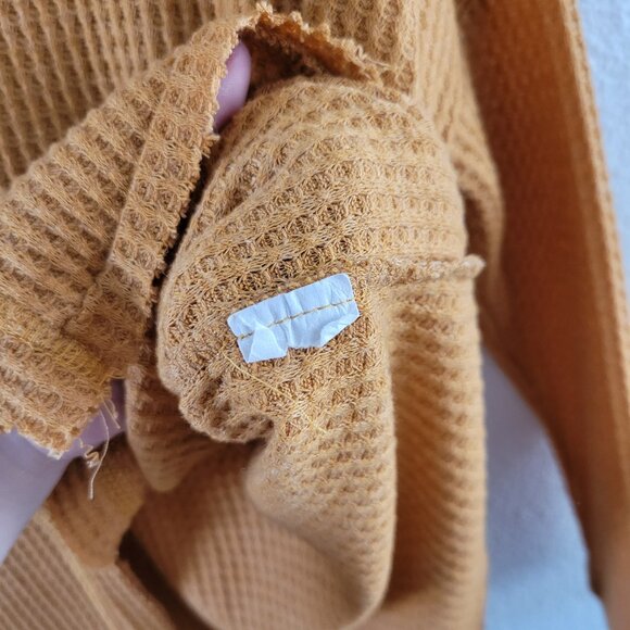 Windsor Sz Small Baggy Waffle Knit Mustard Yellow Long Sleeve Top - Picture 4 of 5